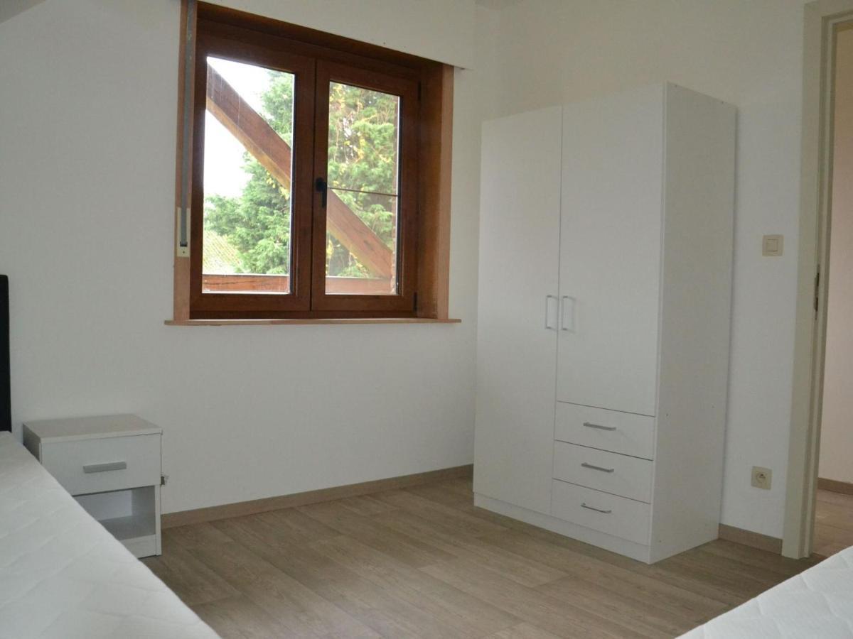 Welcoming Villa In Puivelde With Terrace Garden Barbeque Bagian luar foto